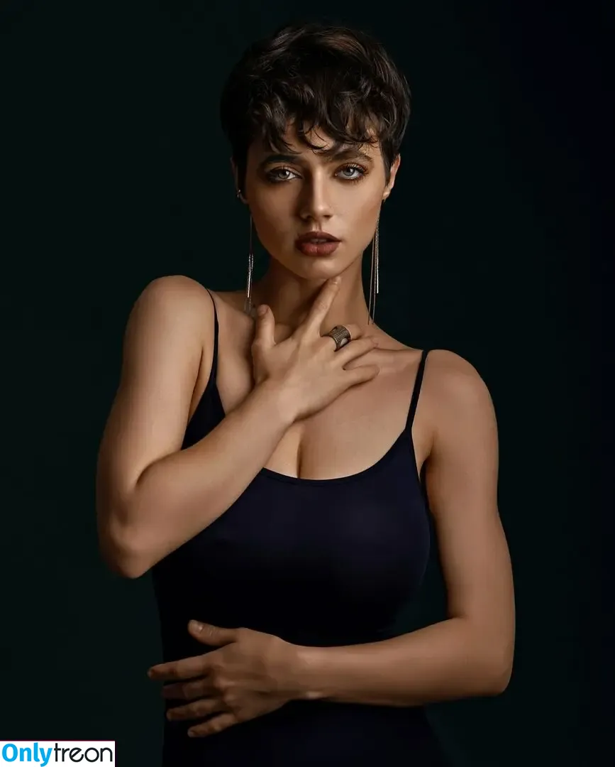 Solomia Maievska nude photo #3453 (miamaievska / solomia_maievska)