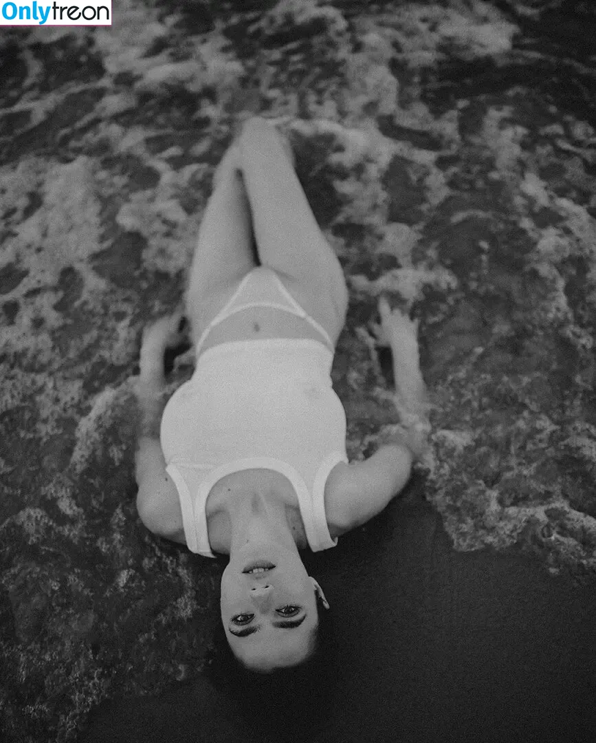 Solomia Maievska nude photo #3493 (miamaievska / solomia_maievska)