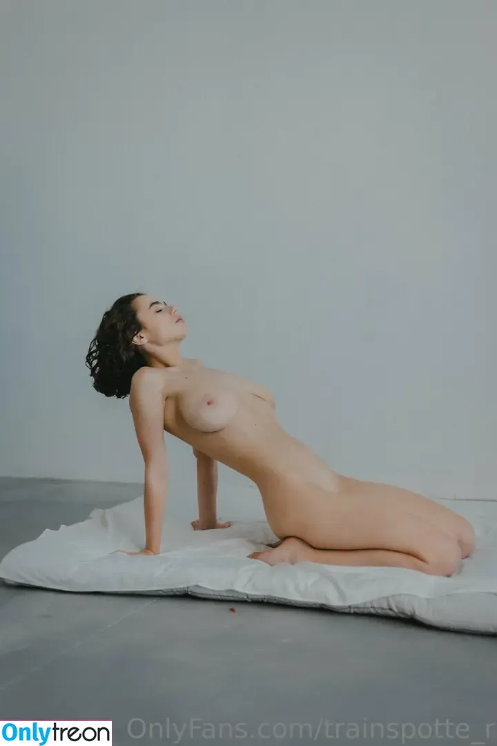 Solomia Maievska nude photo #3576 (miamaievska / solomia_maievska)