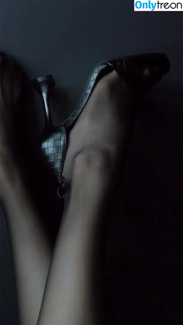Soly ASMR nude photo #1218 (SOLYASMR / soly.asmr / solyyy.asmr)