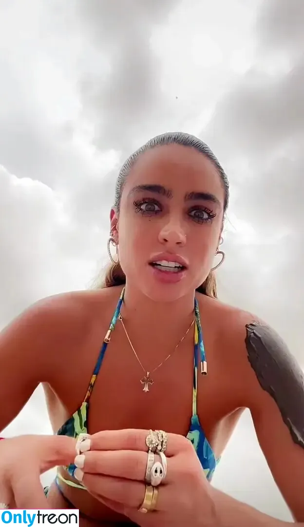 Sommer Ray nude photo #1550 (sommer-ray / sommerray)