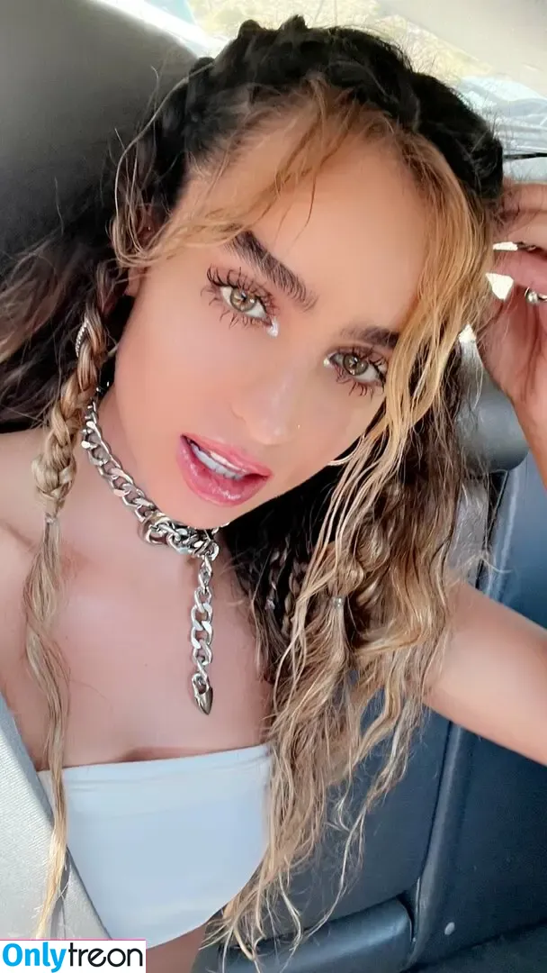 Sommer Ray nude photo #1752 (sommer-ray / sommerray)