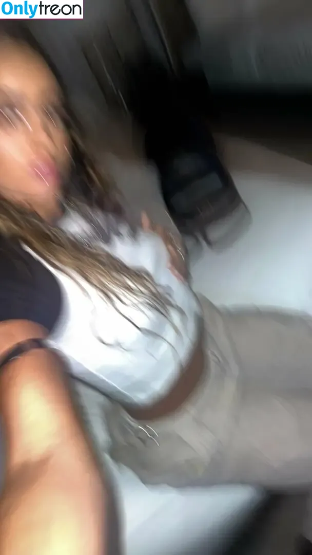 Sommer Ray nude photo #1778 (sommer-ray / sommerray)