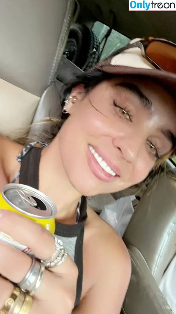 Sommer Ray nude photo #1952 (sommer-ray / sommerray)