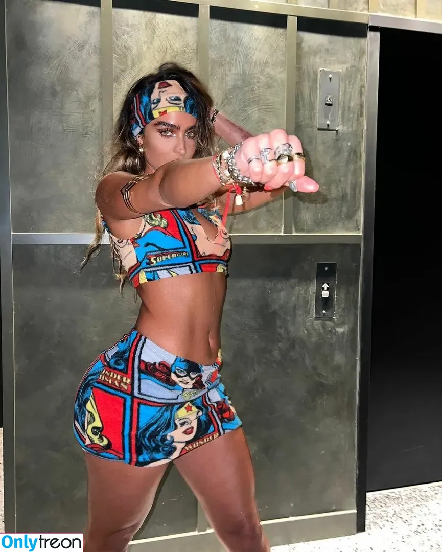 Sommer Ray nude photo #2027 (sommer-ray / sommerray)