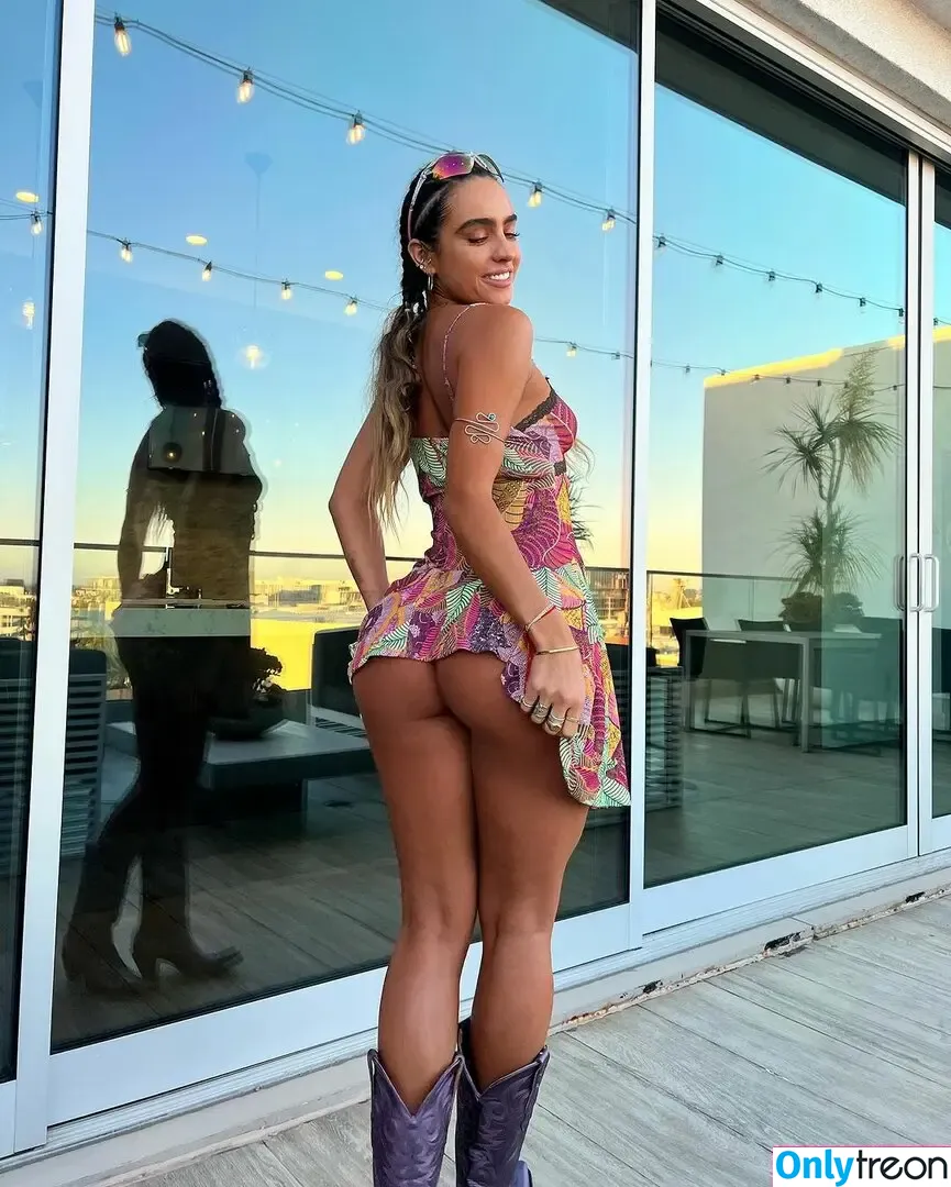 Sommer Ray nude photo #2093 (sommer-ray / sommerray)