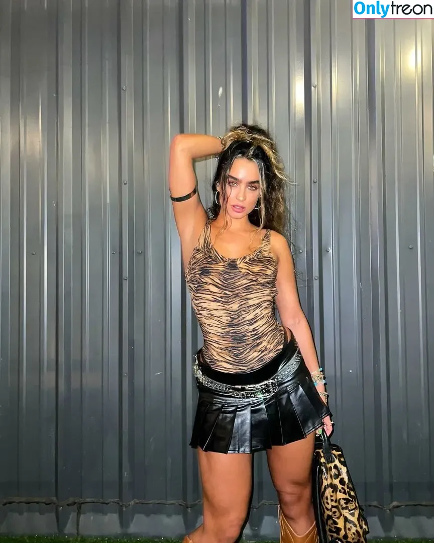 Sommer Ray nude photo #2105 (sommer-ray / sommerray)