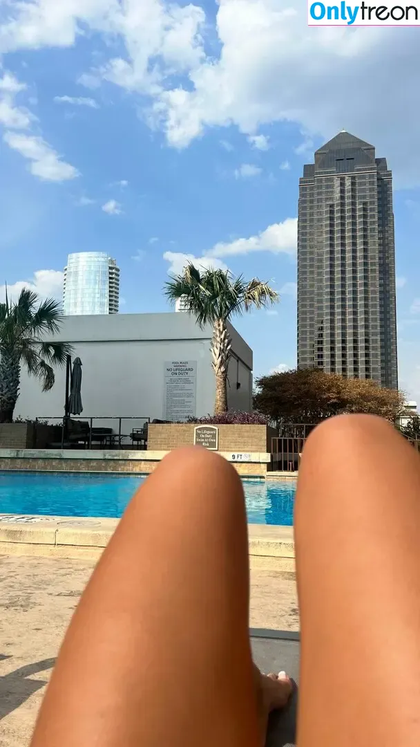 Sommer Ray nude photo #2117 (sommer-ray / sommerray)