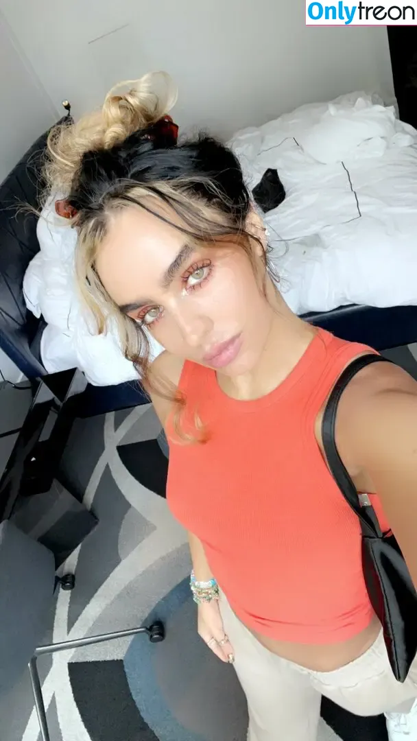 Sommer Ray nude photo #2169 (sommer-ray / sommerray)