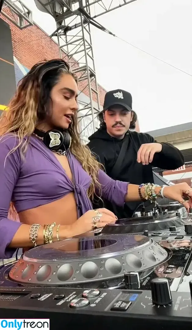 Sommer Ray nude photo #2253 (sommer-ray / sommerray)