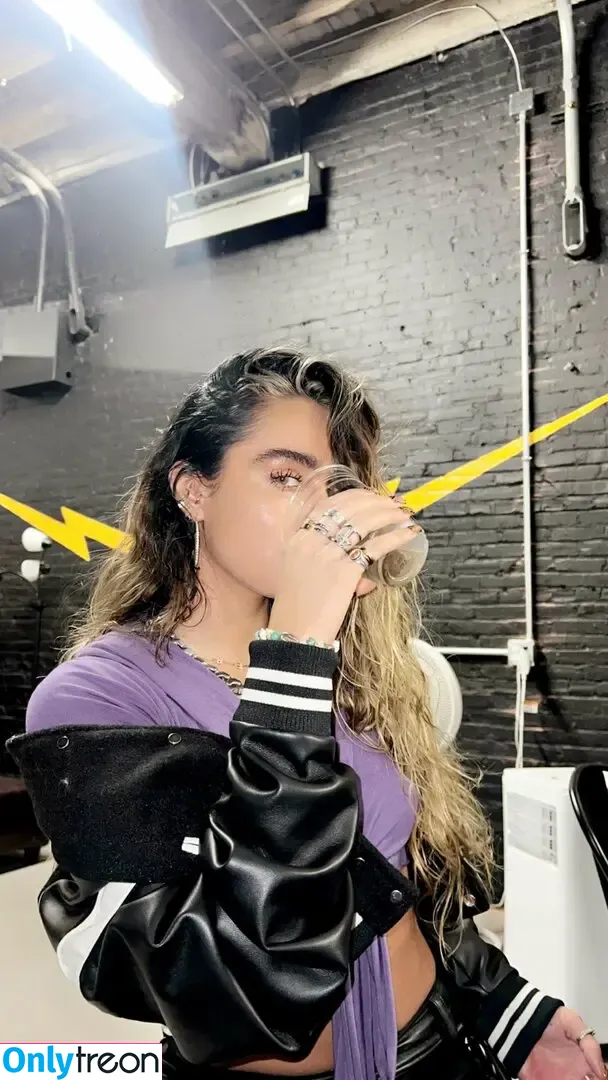 Sommer Ray nude photo #2272 (sommer-ray / sommerray)