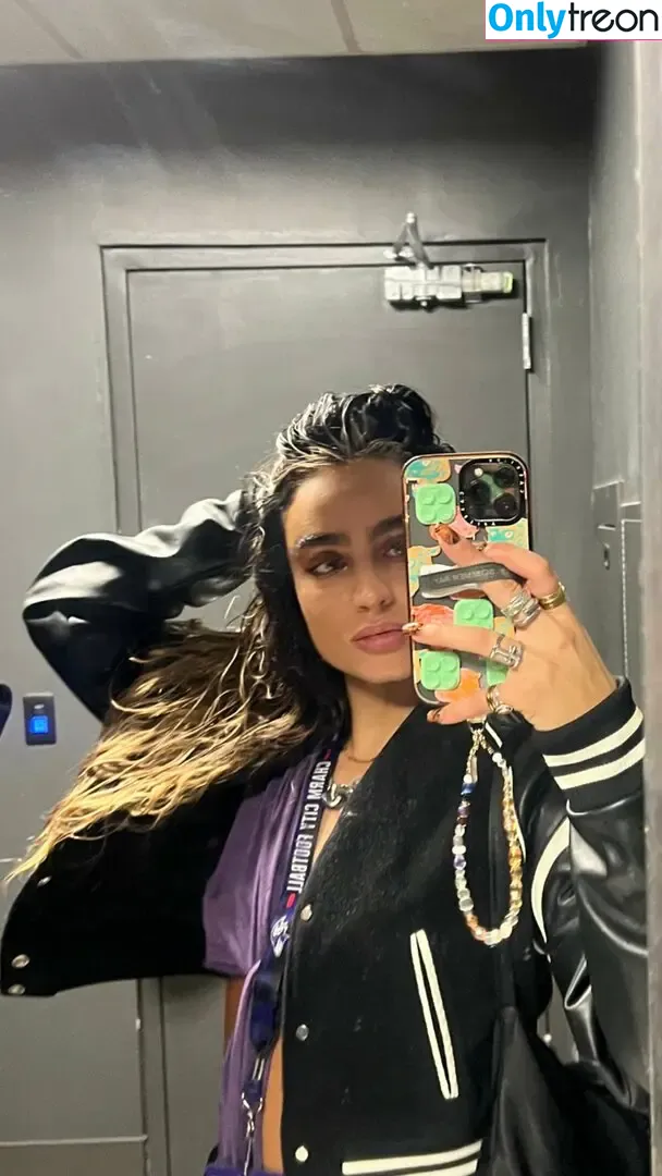 Sommer Ray nude photo #2275 (sommer-ray / sommerray)
