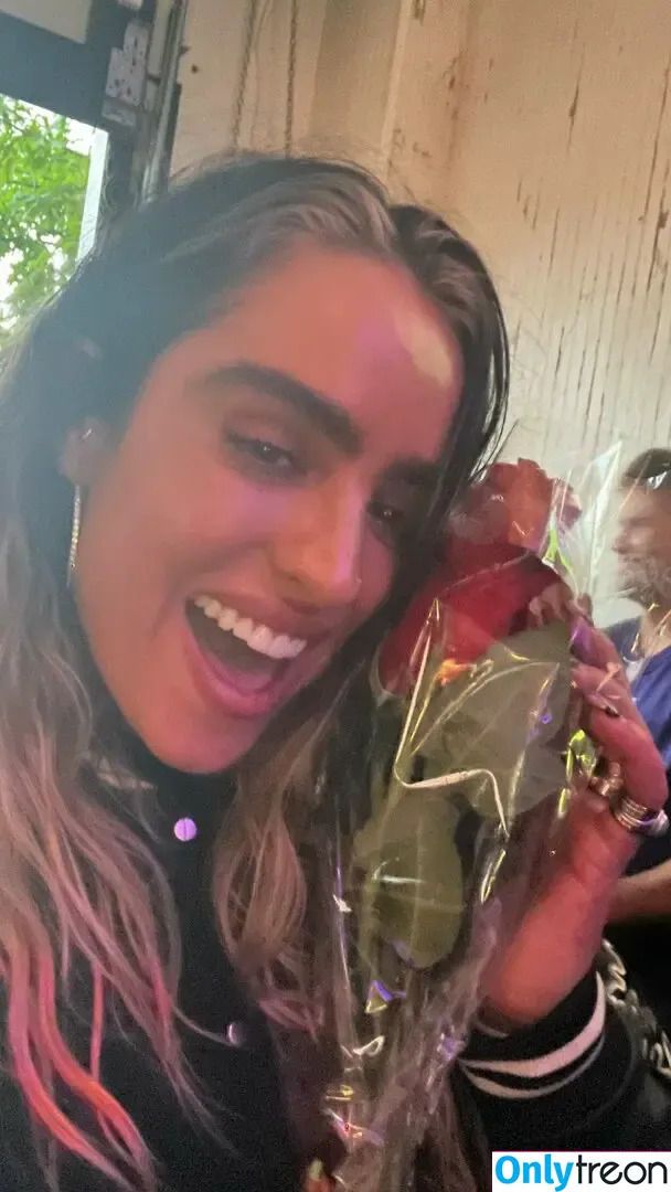 Sommer Ray nude photo #2299 (sommer-ray / sommerray)