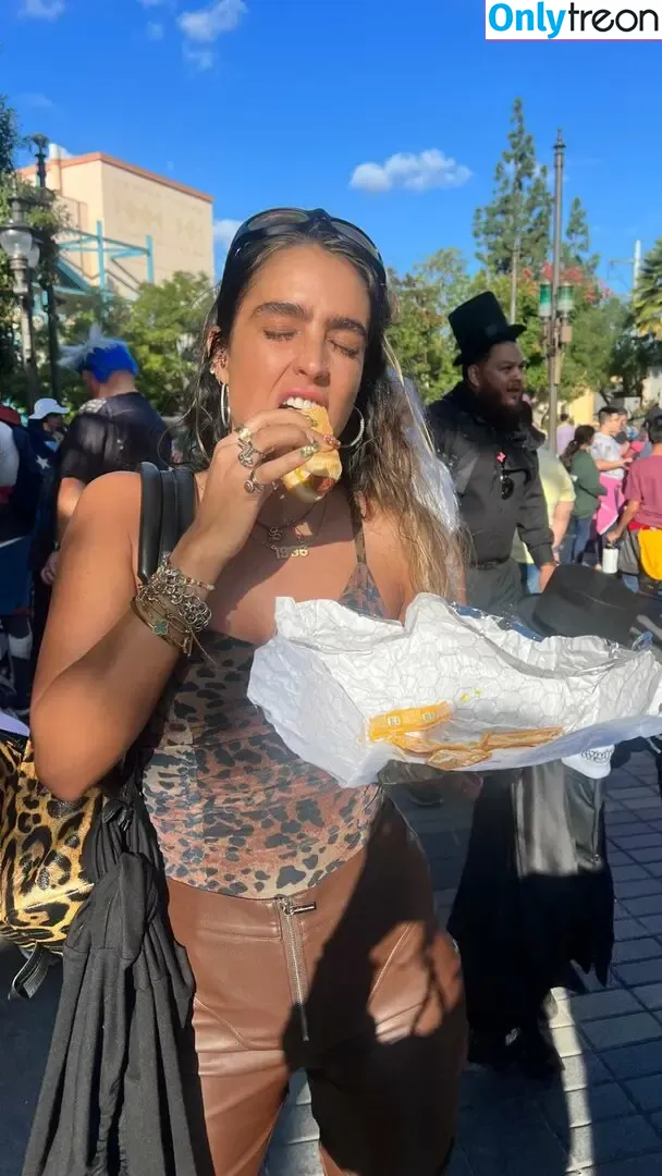 Sommer Ray nude photo #2328 (sommer-ray / sommerray)