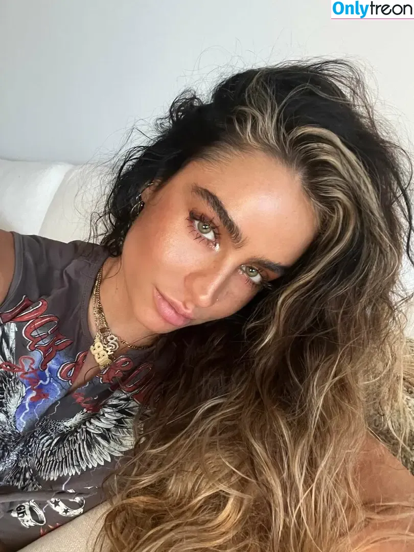 Sommer Ray nude photo #2442 (sommer-ray / sommerray)