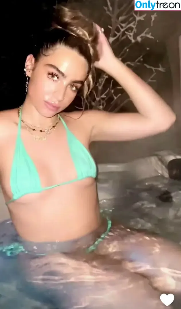 Sommer Ray nude photo #2577 (sommer-ray / sommerray)
