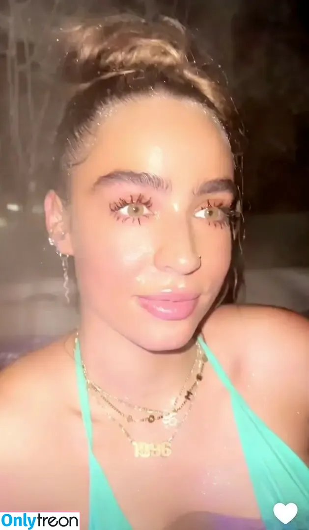 Sommer Ray nude photo #2588 (sommer-ray / sommerray)