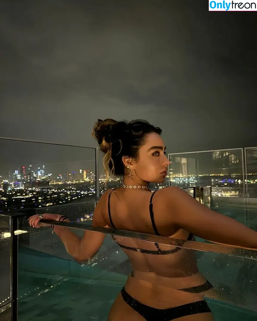 Sommer Ray nude photo #2711 (sommer-ray / sommerray)
