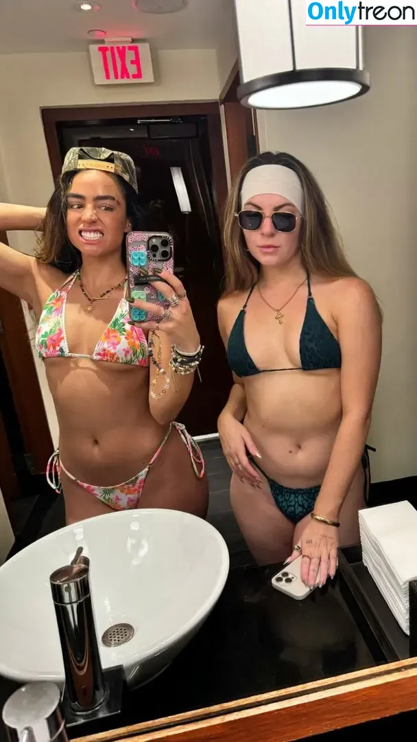 Sommer Ray nude photo #2723 (sommer-ray / sommerray)