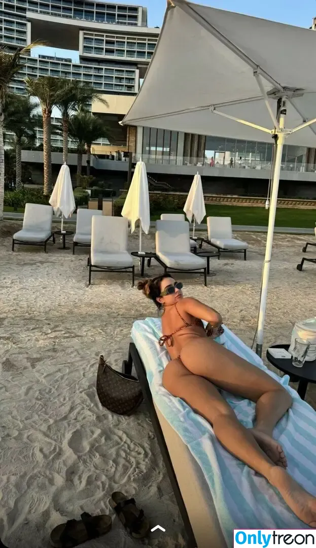 Sommer Ray nude photo #2728 (sommer-ray / sommerray)