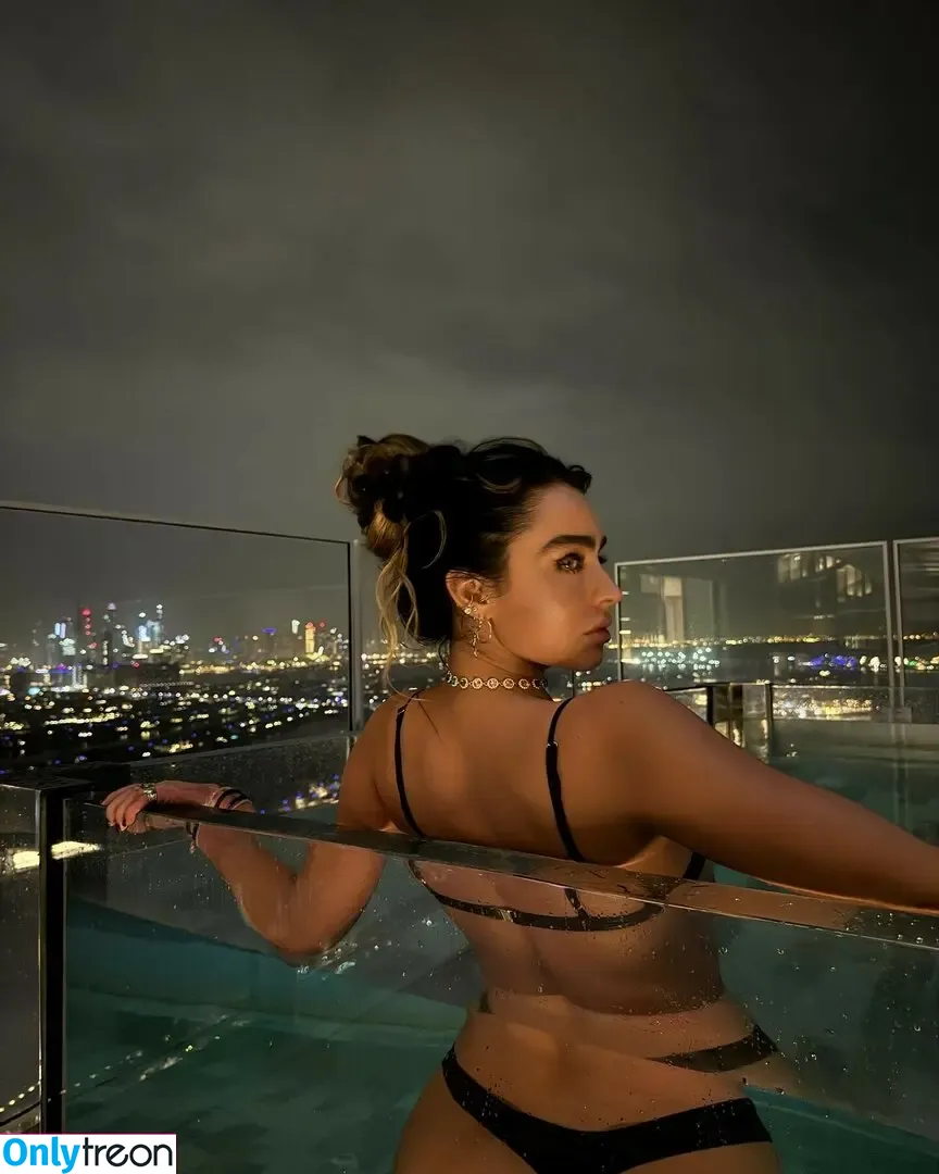 Sommer Ray nude photo #2730 (sommer-ray / sommerray)