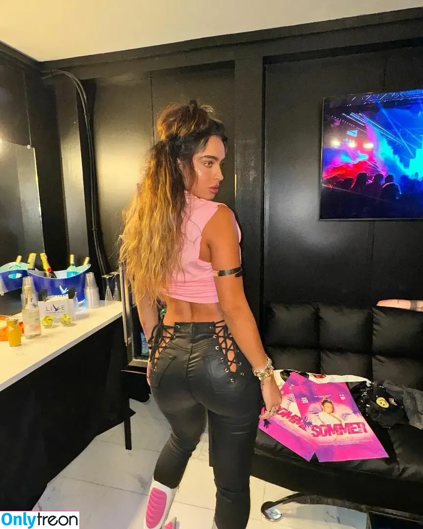 Sommer Ray nude photo #2767 (sommer-ray / sommerray)