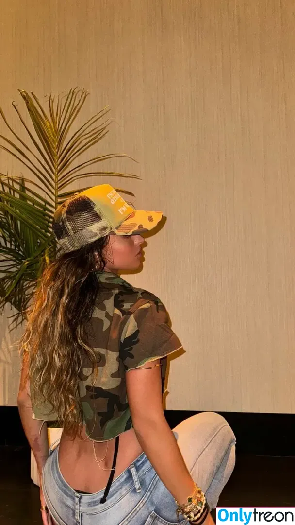Sommer Ray nude photo #2796 (sommer-ray / sommerray)