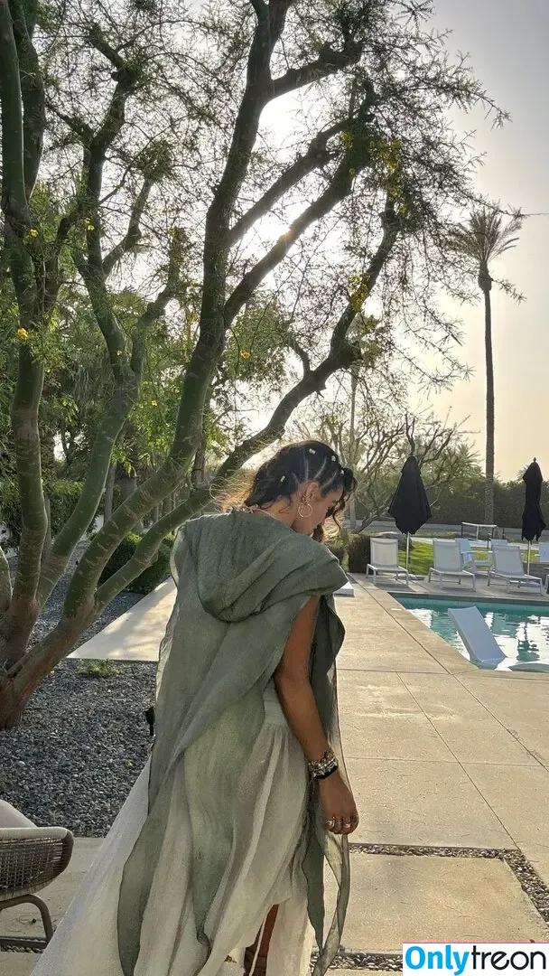 Sommer Ray nude photo #2805 (sommer-ray / sommerray)
