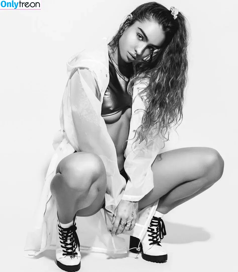 Sommer Ray nude photo #2926 (sommer-ray / sommerray)