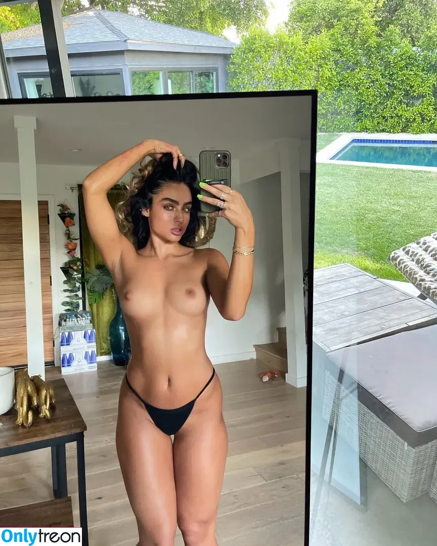 Sommer Ray nude photo #3049 (sommer-ray / sommerray)