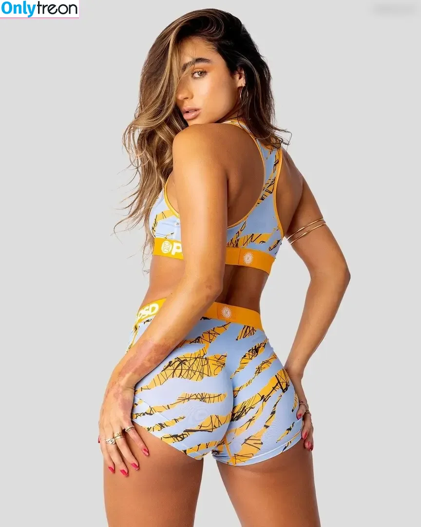 Sommer Ray nude photo #3085 (sommer-ray / sommerray)