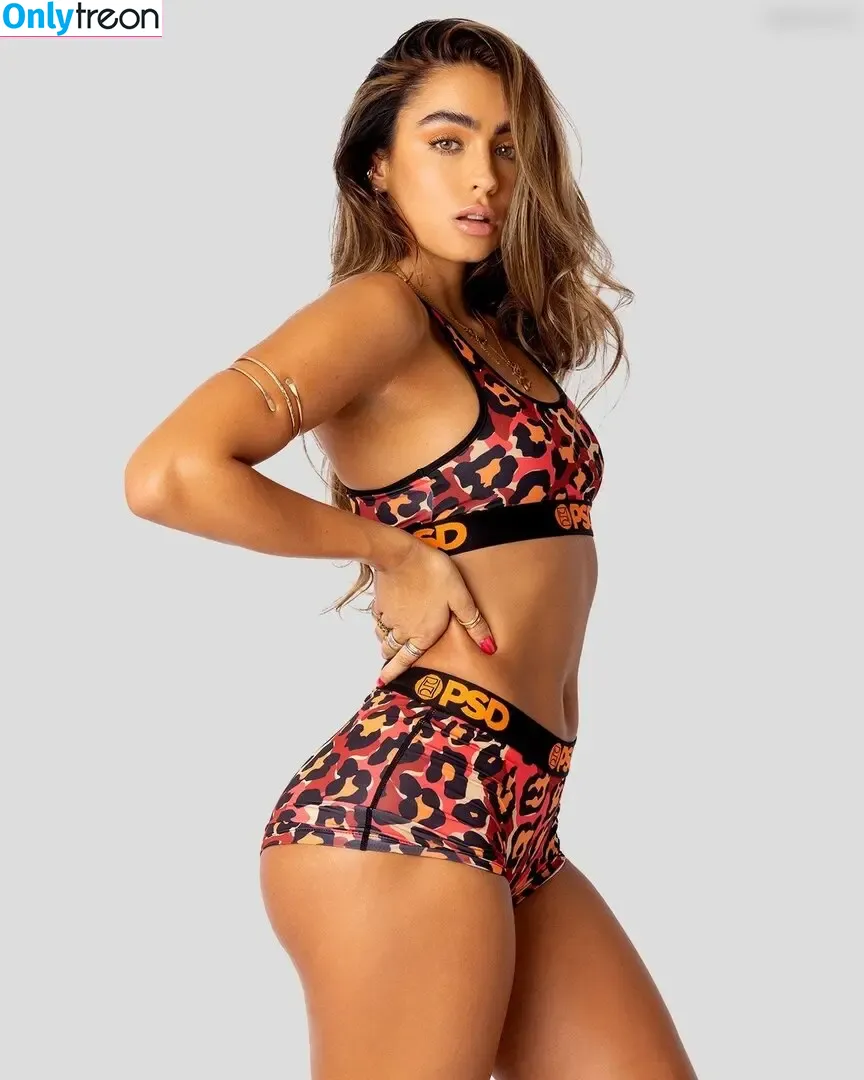 Sommer Ray nude photo #3090 (sommer-ray / sommerray)