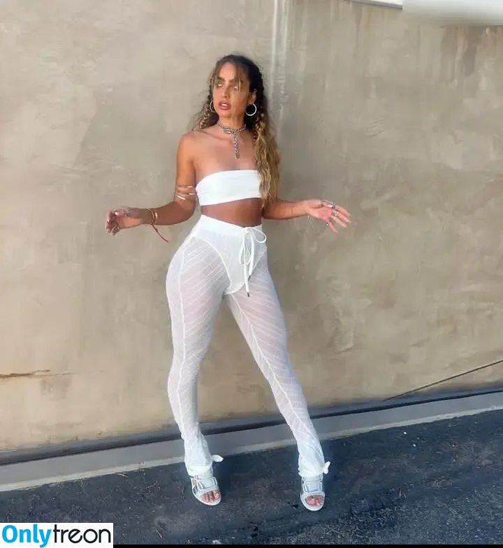 Sommer Ray nude photo #3205 (sommer-ray / sommerray)