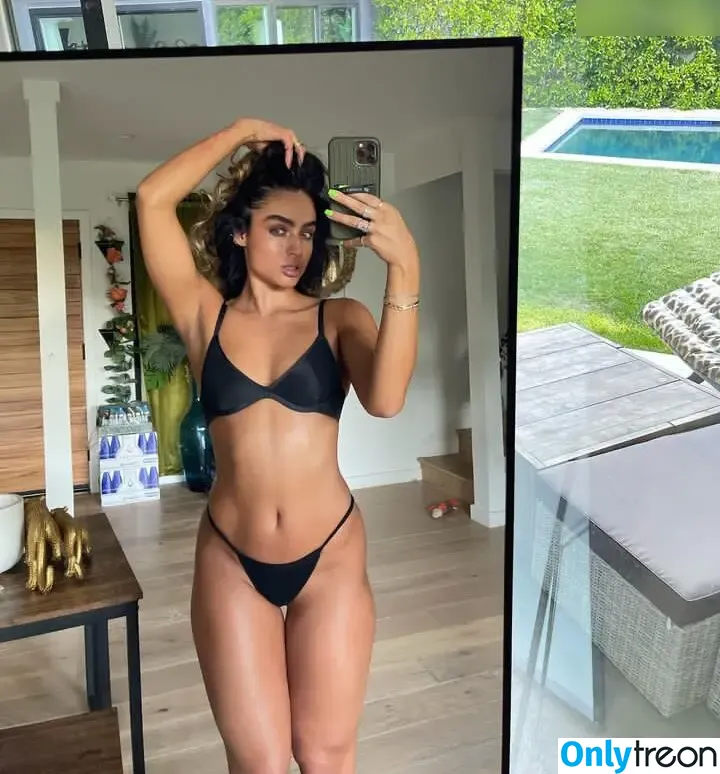 Sommer Ray nude photo #3217 (sommer-ray / sommerray)