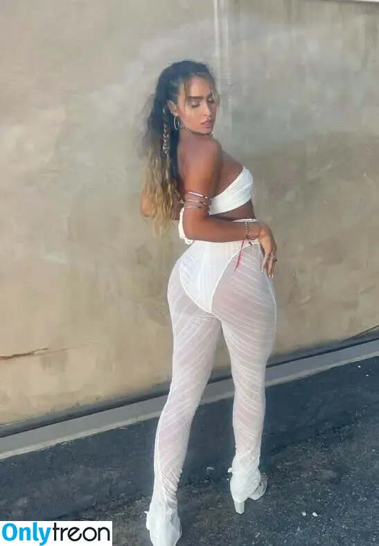Sommer Ray nude photo #3245 (sommer-ray / sommerray)