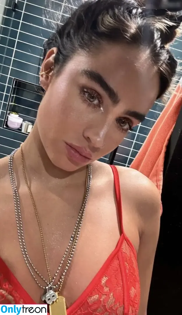 Sommer Ray nude photo #3435 (sommer-ray / sommerray)