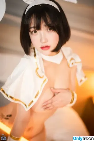 Son Ye Eun / BJ Eunsora 은소라 / Yenny / ye._eun_s2 / yeeny618 / 손예은 nude photo #0179