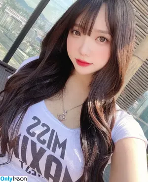 Son Ye Eun / BJ Eunsora 은소라 / Yenny / ye._eun_s2 / yeeny618 / 손예은 nude photo #0373