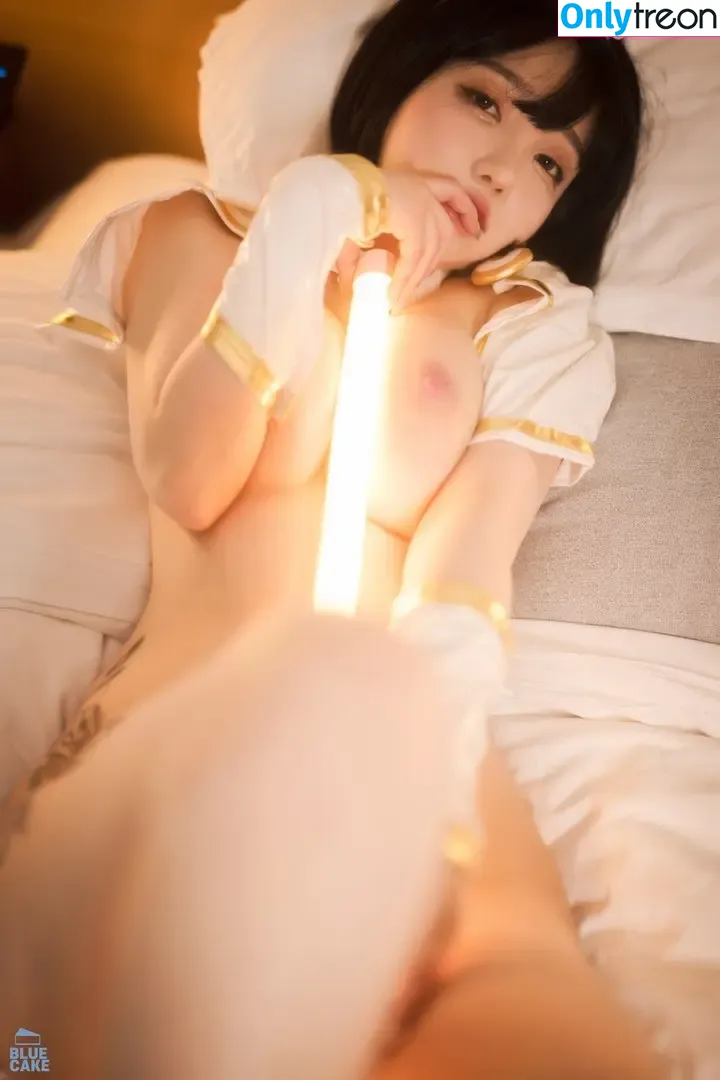 Son Ye Eun nude photo #0163 (BJ Eunsora 은소라 / Yenny / ye._eun_s2 / yeeny618 / 손예은)