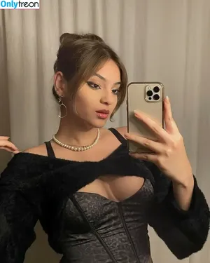 Soniaavdd nude photo #0001