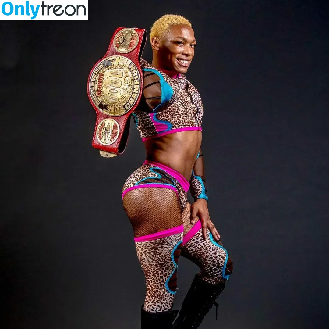 Sonny Kiss nude photo #0005 (sonnykissxo)