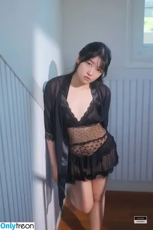 Sonson 손손 / sonson_o3o / sonson_uwu nude photo #0287
