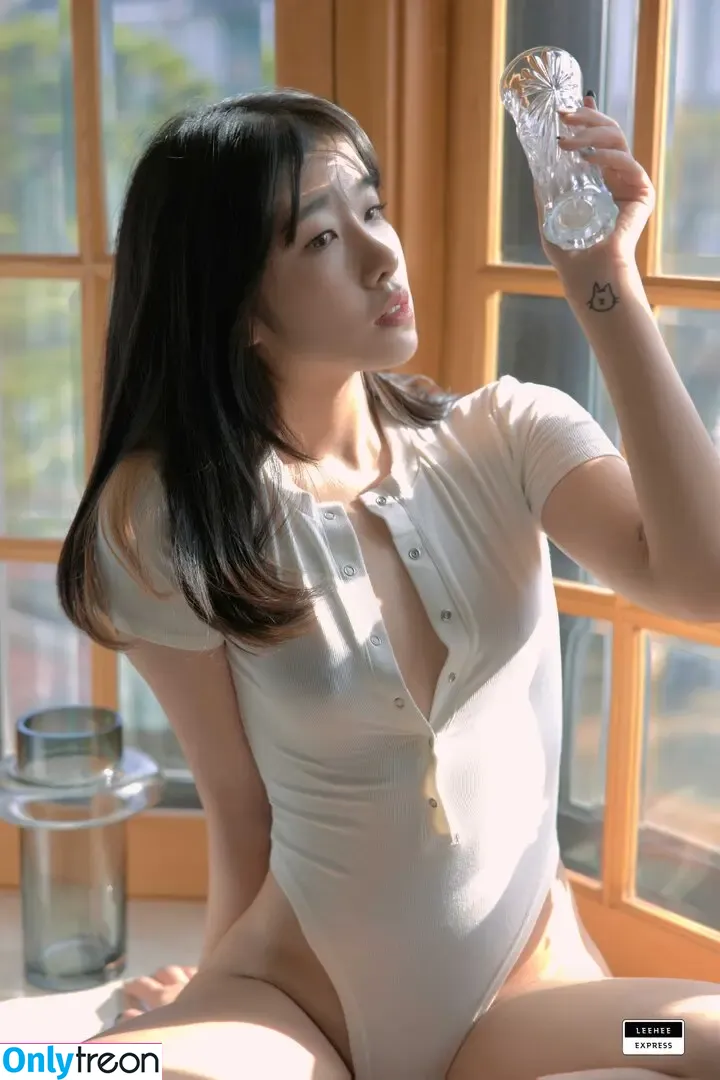 Sonson 손손 nude photo #0167 (sonson_o3o / sonson_uwu)
