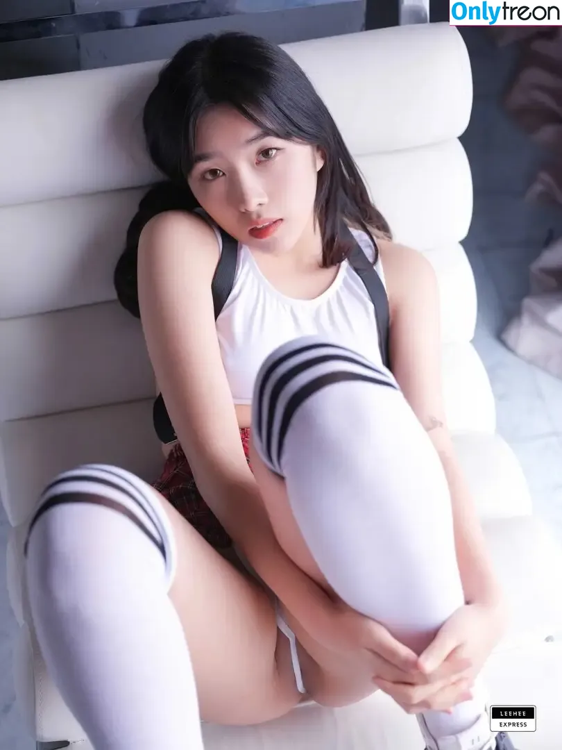 Sonson 손손 nude photo #0217 (sonson_o3o / sonson_uwu)