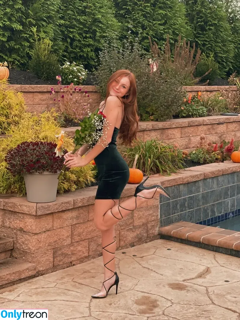 Sophia Brown nude photo #0011 (Sophbrownnn / Sophiabrownlol / Sophiabrownnnnnnn)