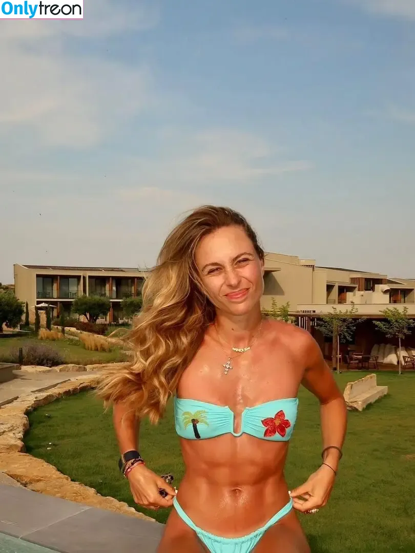 Sophia Flörsch nude photo #0687 (SophiaFloersch)