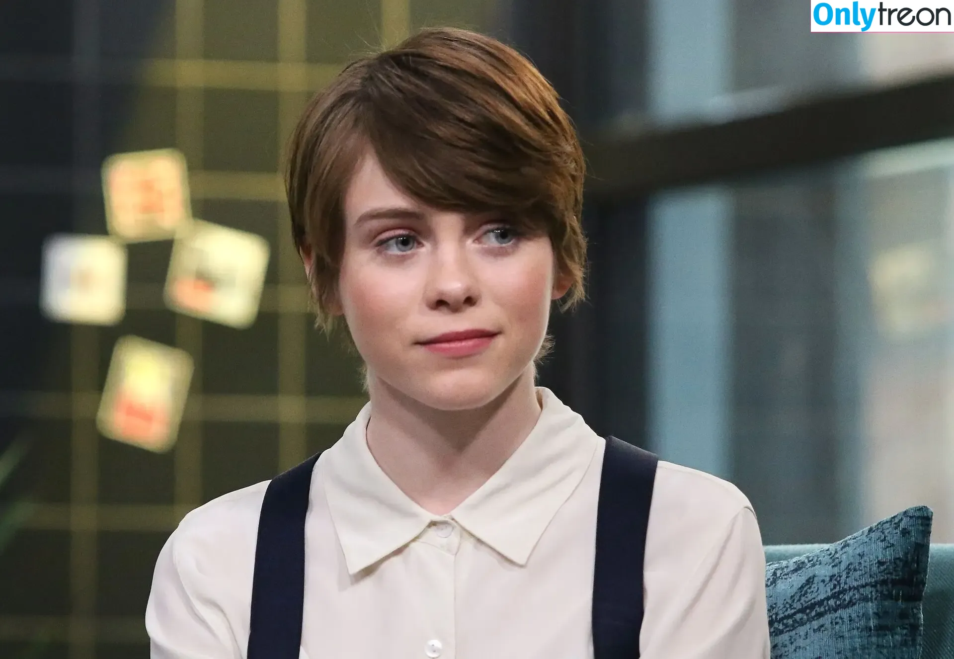 Sophia Lillis nude photo #0111 (sophialillis)