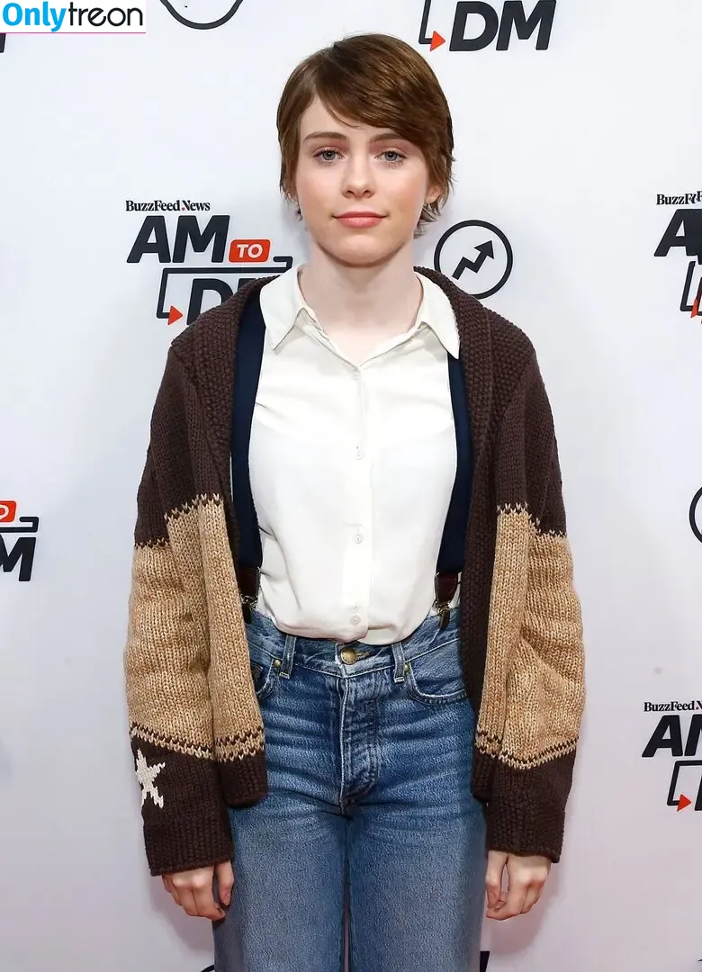 Sophia Lillis nude photo #0120 (sophialillis)