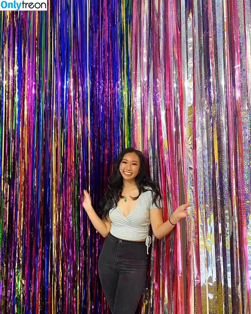 Sophia Phan nude photo #0002 (EatMyPhannnie / Sophiaphannn)