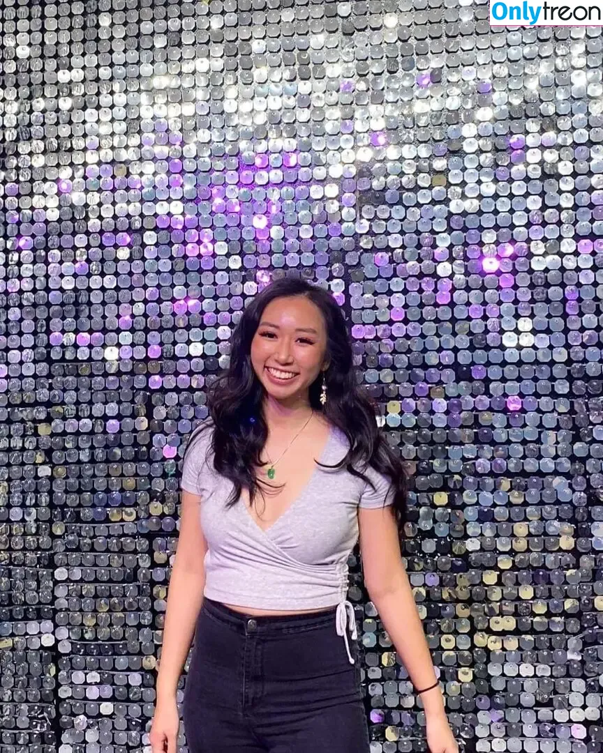 Sophia Phan nude photo #0048 (EatMyPhannnie / Sophiaphannn)